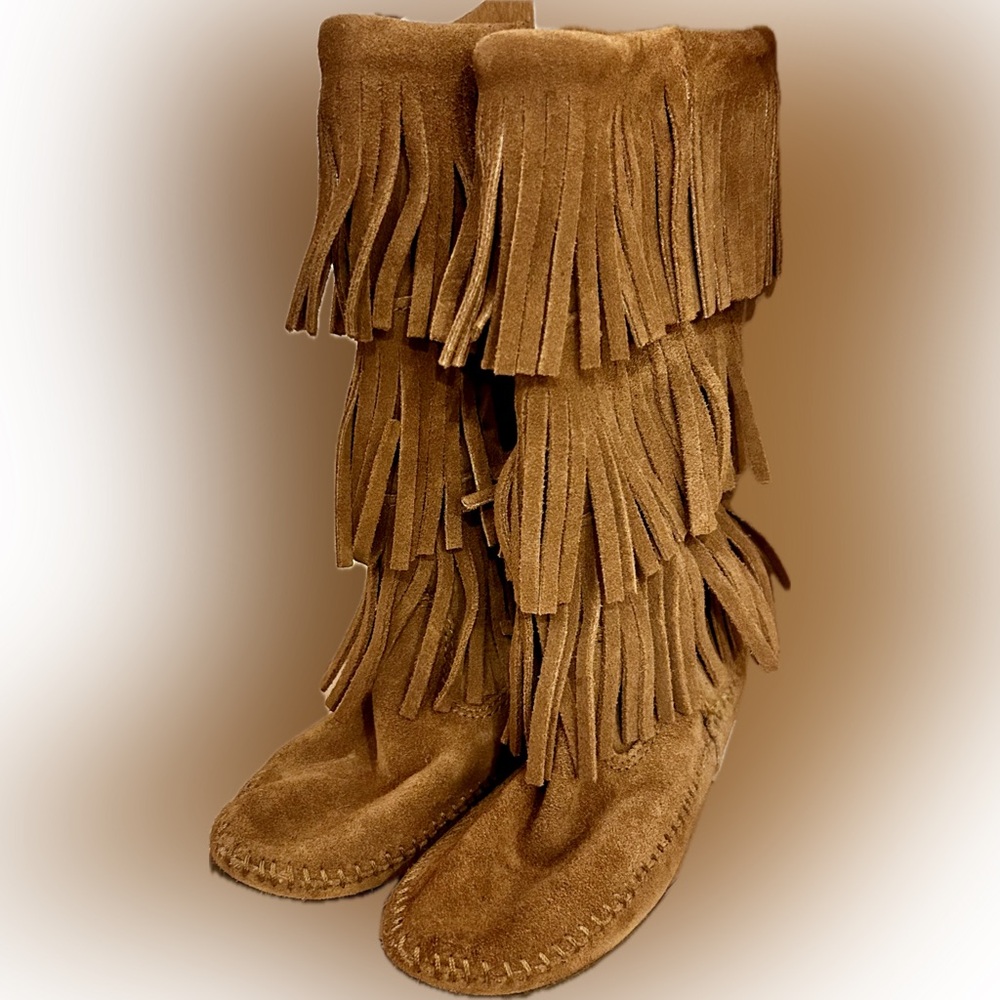 Minnetonka three Layer Fringe Boot Size 7 - Soft Suede Leather